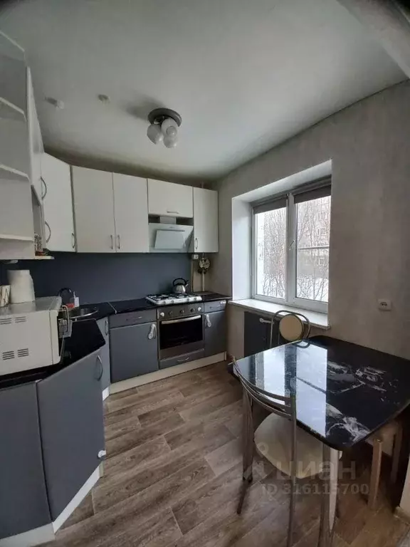 2-к кв. Мурманская область, Мурманск ул. Капитана Буркова, 21 (43.0 м) - Фото 0