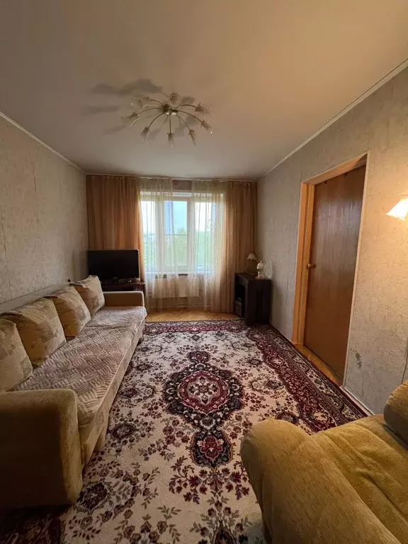 Продаётся 3-к квартира, 50 м - Фото 1