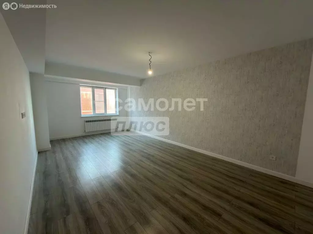 3-комнатная квартира: Махачкала, Шёлковая улица, 17А (118 м) - Фото 0