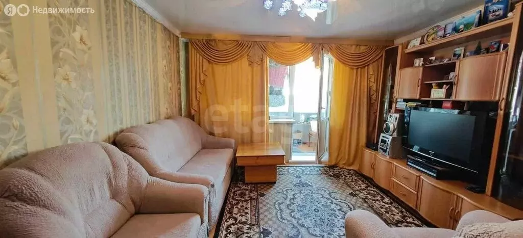 3-комнатная квартира: Елизово, улица Чкалова, 20 (60.9 м) - Фото 2