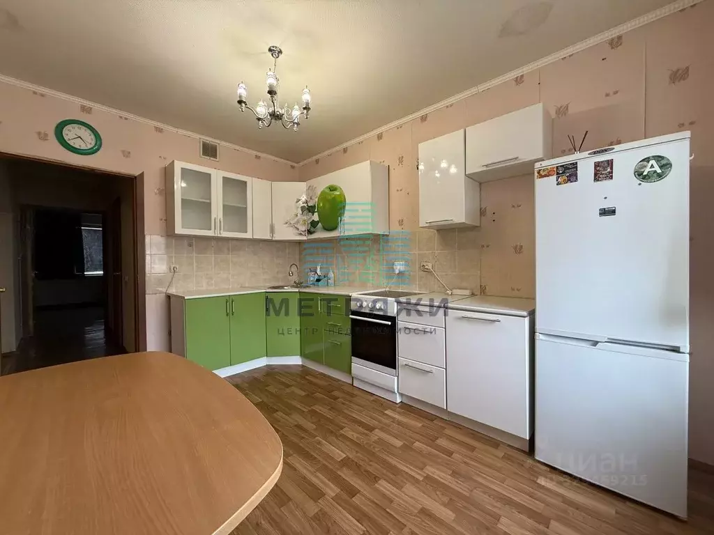 3-к кв. Калужская область, Калуга бул. Сиреневый, 18 (65.0 м) - Фото 2