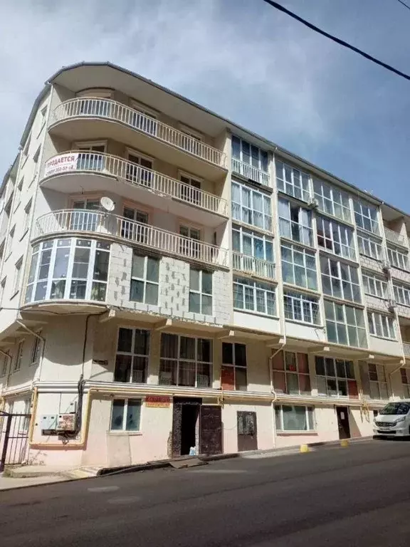 2-к. квартира, 94 м, 2/6 эт. - Фото 1
