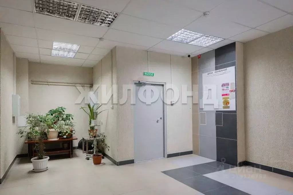 Гараж в Новосибирская область, Новосибирск ул. Семьи Шамшиных, 20 (14 ... - Фото 1