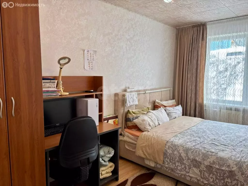 2-комнатная квартира: Петропавловск-Камчатский, улица Пономарёва, 6 ... - Фото 2