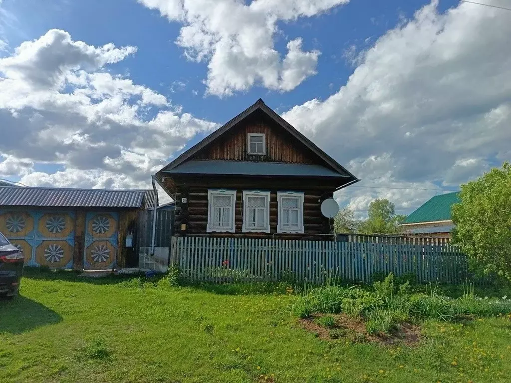 Дом в Удмуртия, Вавожский район, с. Вавож Пионерская ул., 29 (49 м) - Фото 0