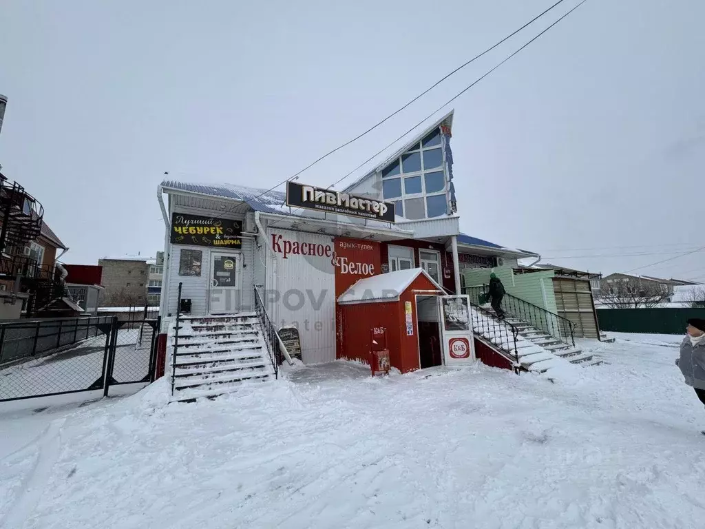 Торговая площадь в Башкортостан, Альшеевский район, с. Раевский ул. ... - Фото 0