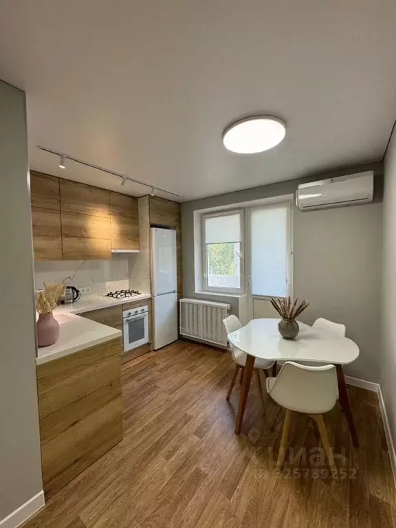 2-к кв. Татарстан, Нижнекамск просп. Строителей, 49 (56.0 м) - Фото 2