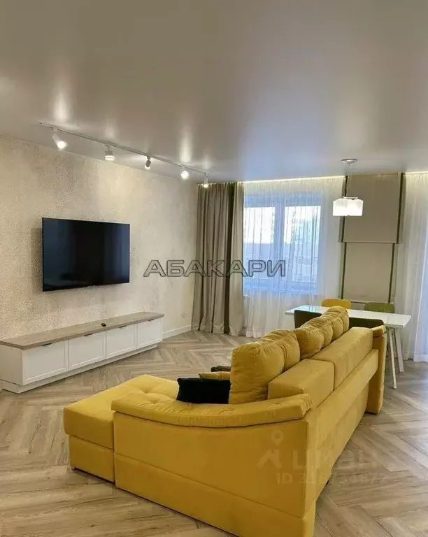 2-к кв. Красноярский край, Красноярск ул. Березина, 82В (70.0 м) - Фото 0