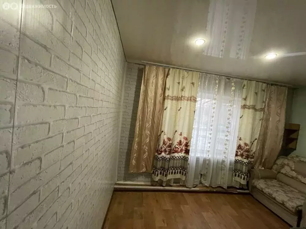 1-комнатная квартира: Абакан, улица Крылова, 34А (18 м) - Фото 2