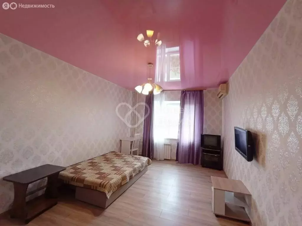 1-комнатная квартира: Волгоград, Шауляйская улица, 4А (40 м) - Фото 1