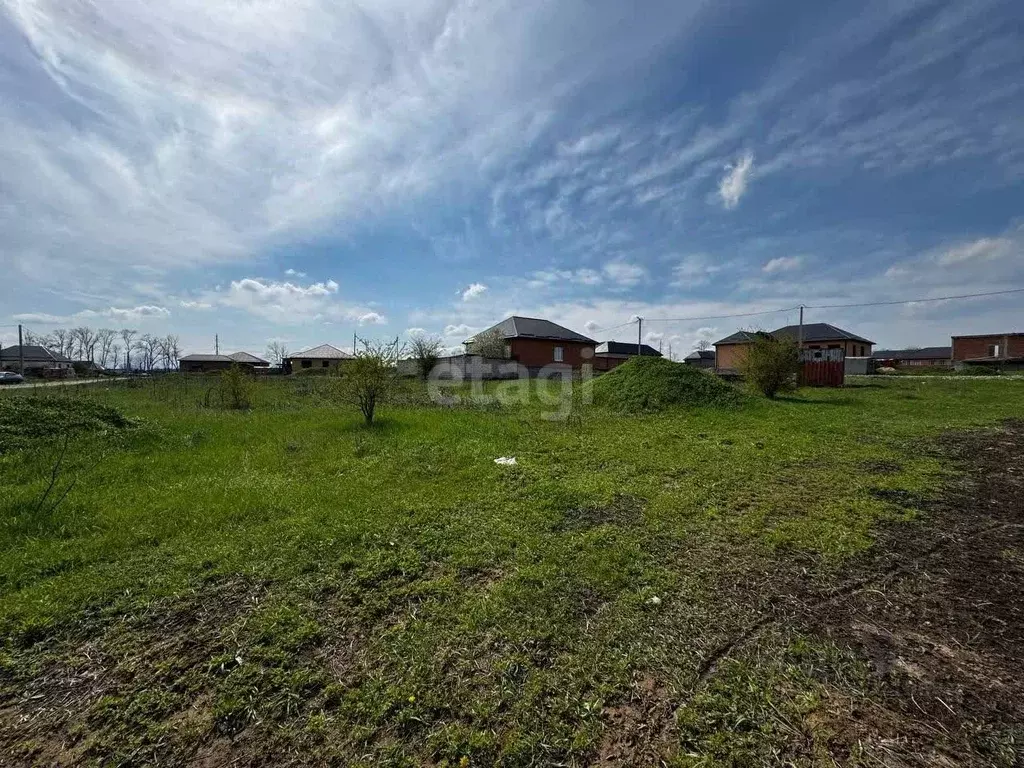 Участок в Ингушетия, Назрань пер. Фабричный (12.0 сот.) - Фото 0