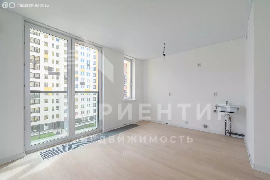 Квартира-студия: Екатеринбург, улица Академика Ландау, 41 (24.6 м) - Фото 1