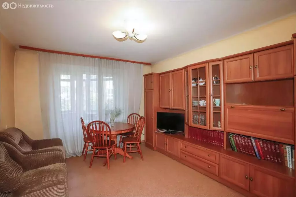3-комнатная квартира: Иркутск, улица Тельмана, 17 (63.8 м) - Фото 0