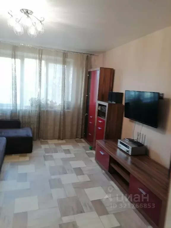 3-к кв. Волгоградская область, Волгоград ул. Землячки, 62А (64.5 м) - Фото 1