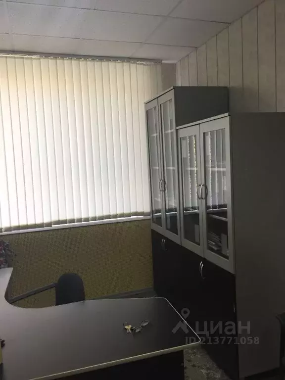 Офис в Волгоградская область, Волгоград Слесарная ул., 101/1 (46 м) - Фото 1