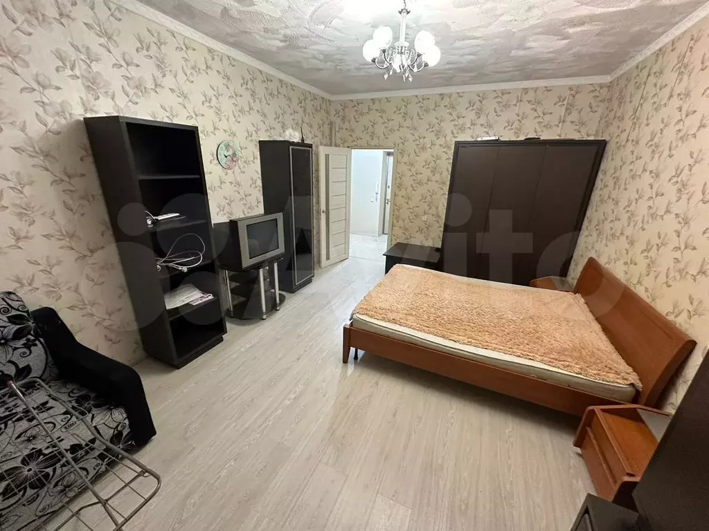 1-к. квартира, 45 м, 8/9 эт. - Фото 1