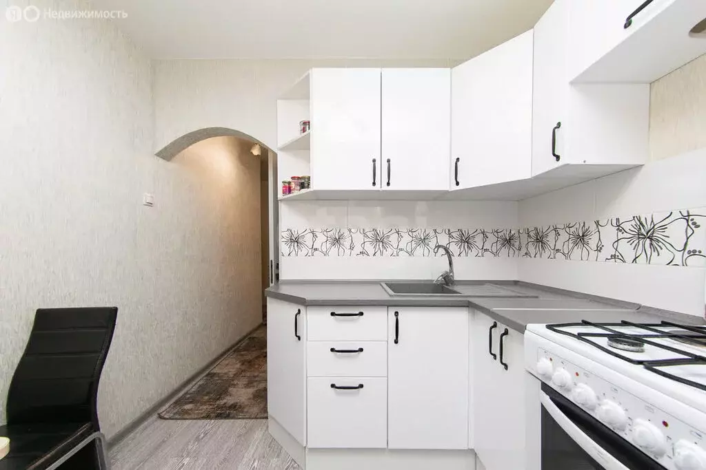 3-комнатная квартира: Томск, улица Елизаровых, 39 (55.1 м) - Фото 0