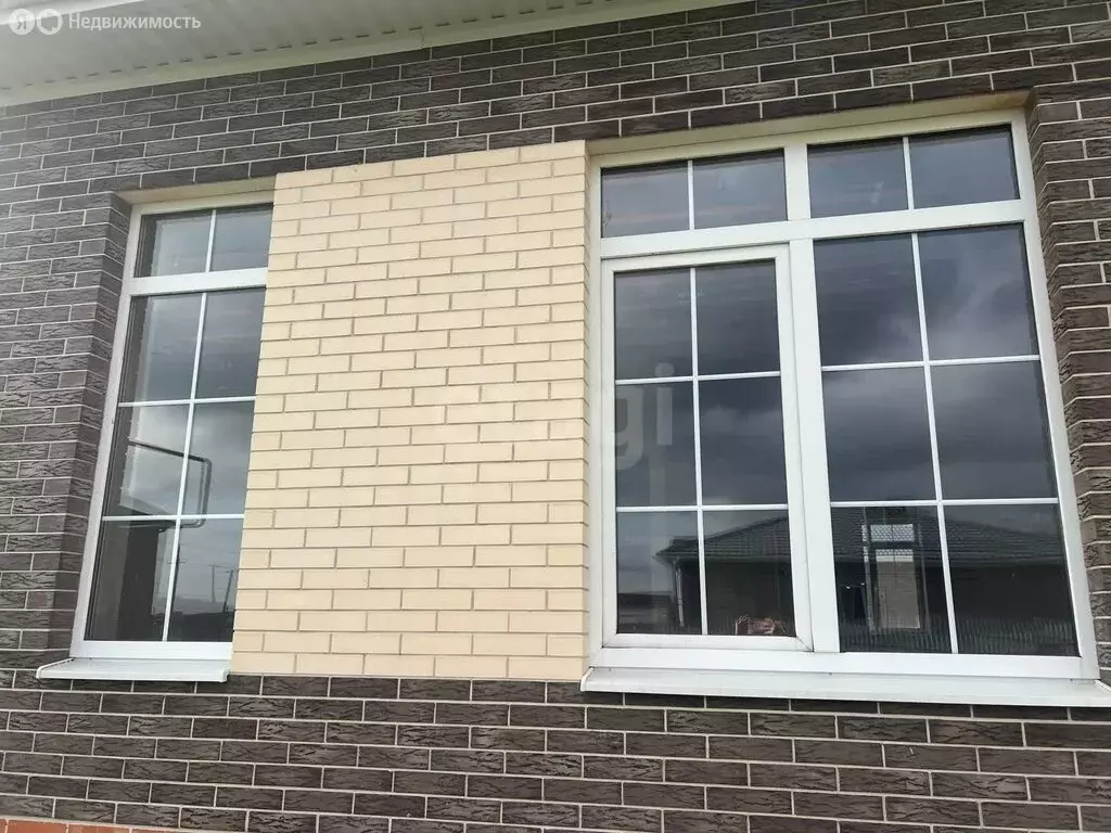 Дом в Ленинаван, улица Жукова (150 м) - Фото 1