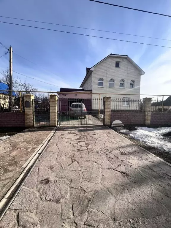 Коттедж в Самарская область, Сызрань Березовая ул., 40 (190 м) - Фото 0