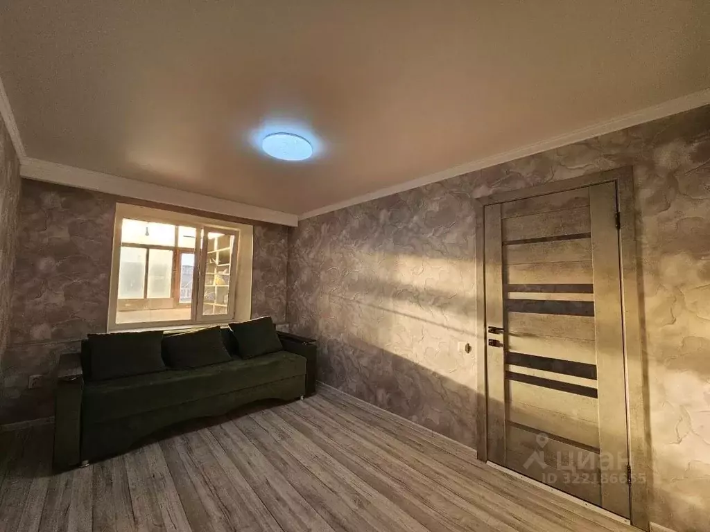 2-к кв. Краснодарский край, Абинск Республиканская ул., 22 (48.0 м) - Фото 1