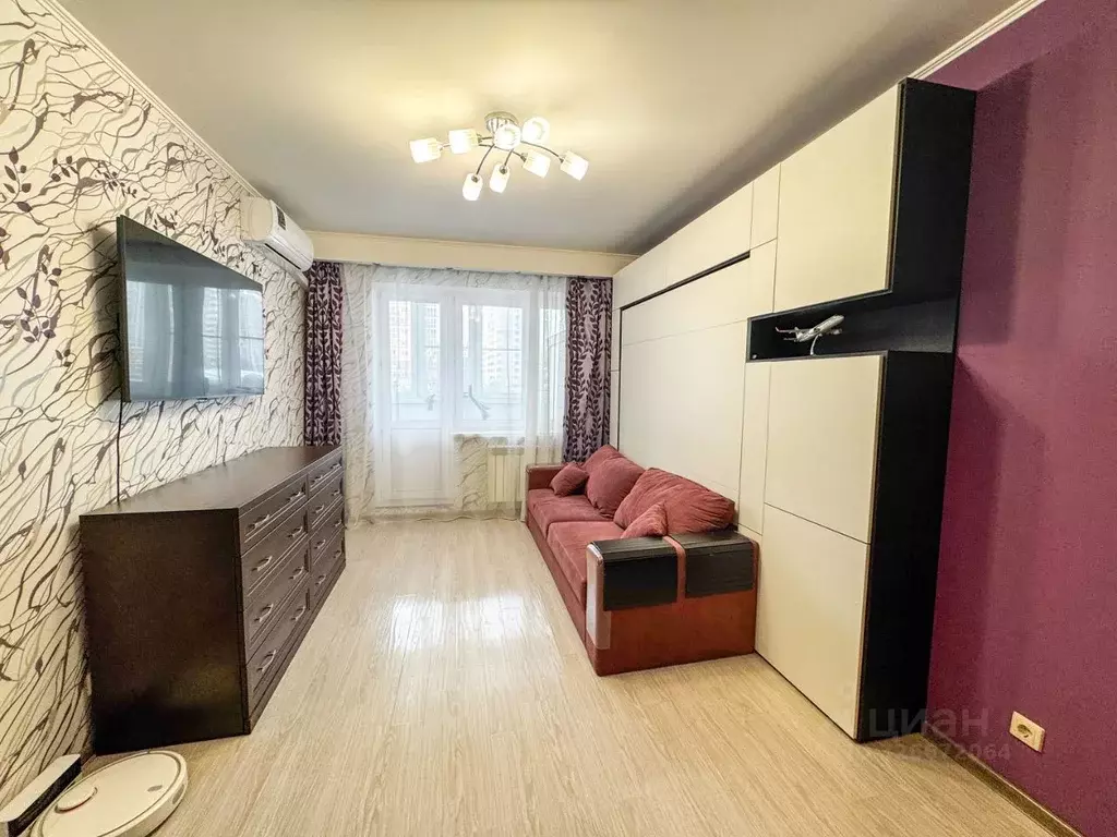 1-к кв. Московская область, Лобня ул. Катюшки, 58 (42.0 м) - Фото 1