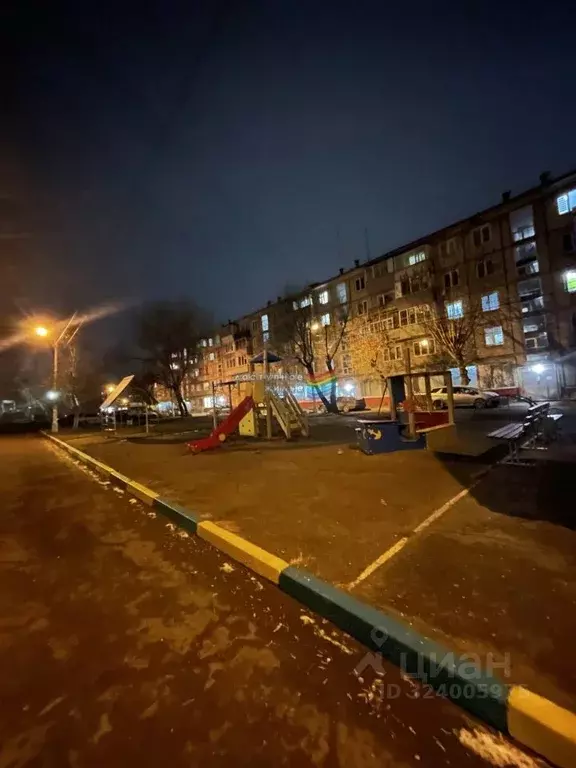 2-к кв. Красноярский край, Красноярск ул. Шевченко, 62 (45.6 м) - Фото 1