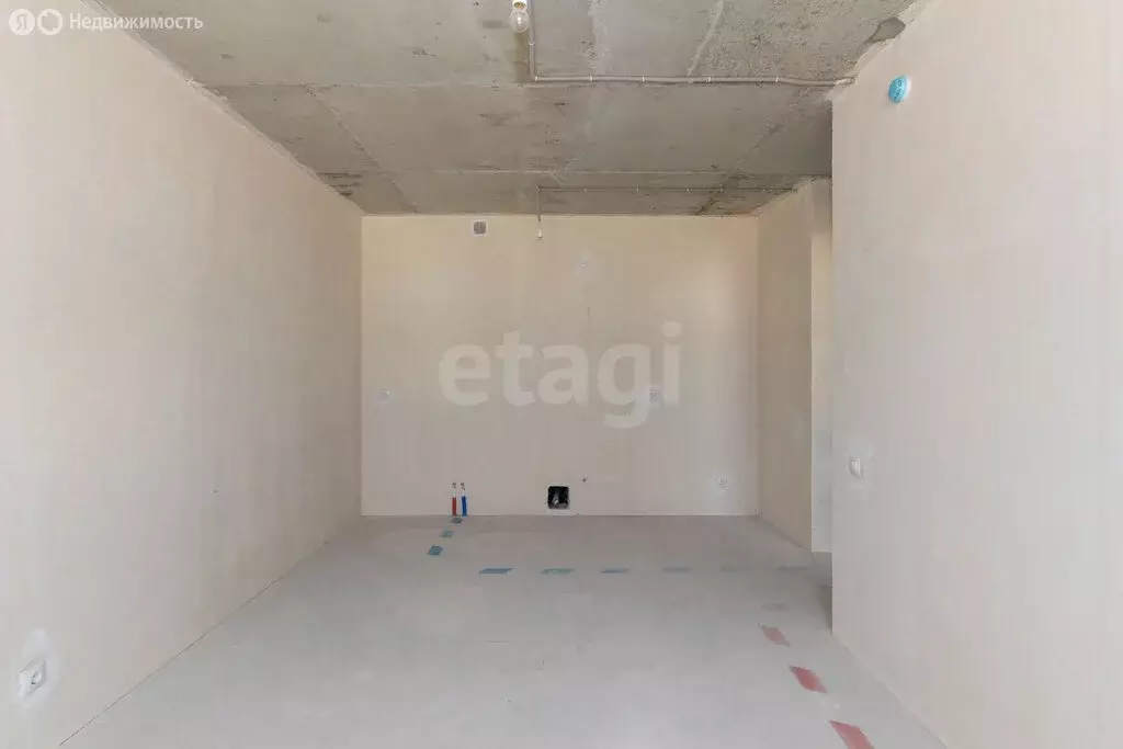 1-комнатная квартира: Тюмень, улица Тимофея Чаркова, 93 (41.3 м) - Фото 1