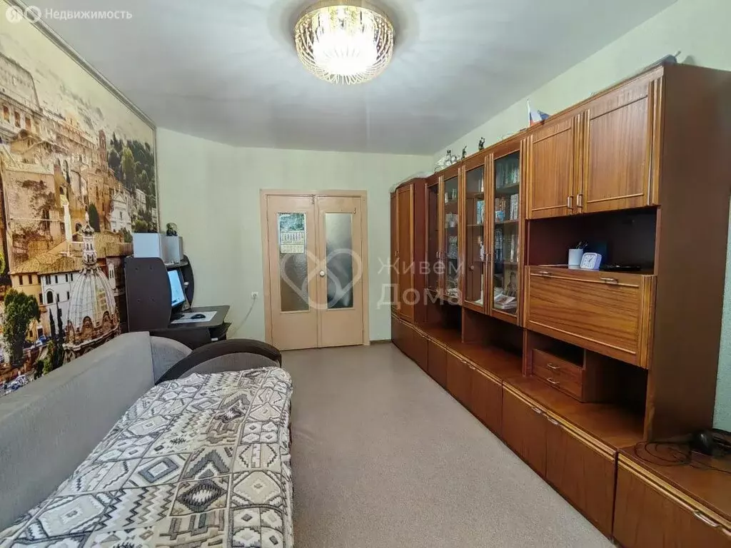 2-комнатная квартира: Волгоград, улица Янки Купалы, 60 (58 м) - Фото 0