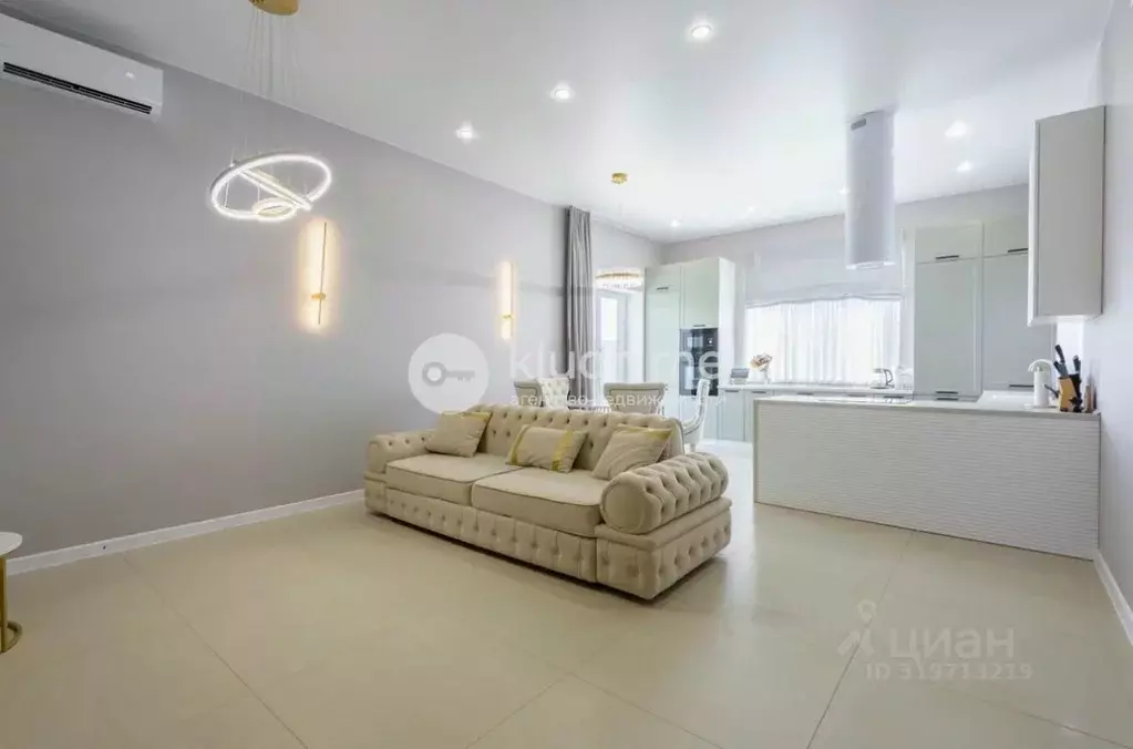 Дом в Татарстан, Лаишевский район, Большекабанское с/пос, с. Малые ... - Фото 1