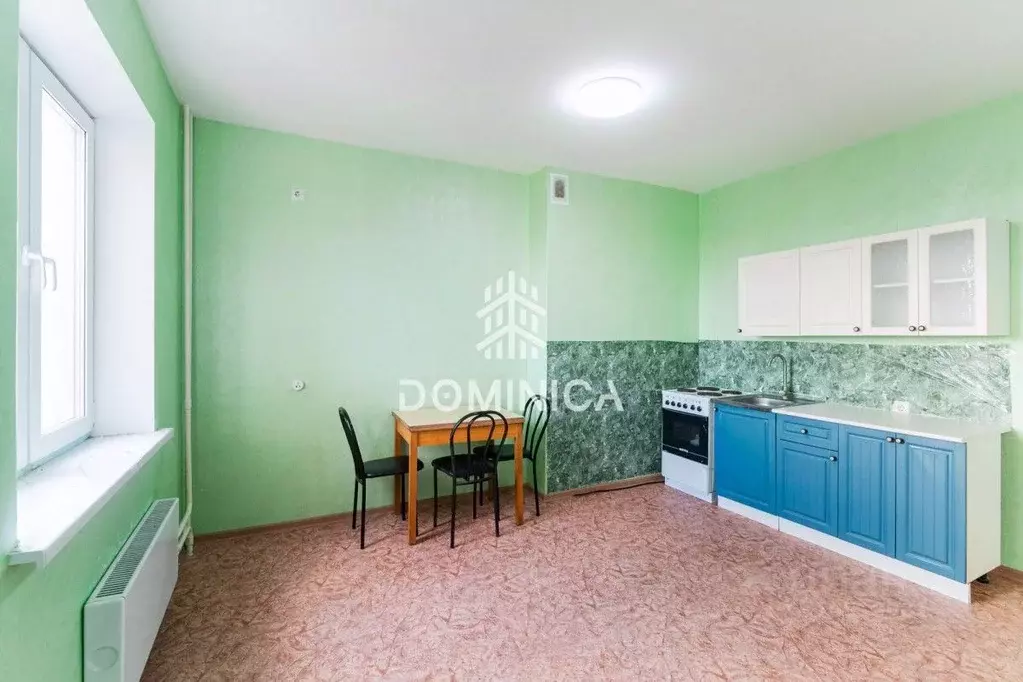 Студия Омская область, Омск ул. Бисяриной, 3 (33.0 м) - Фото 1