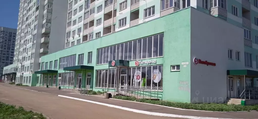 2-к кв. Саратовская область, Саратов ул. Усть-Курдюмская, 29 (72.5 м) - Фото 0