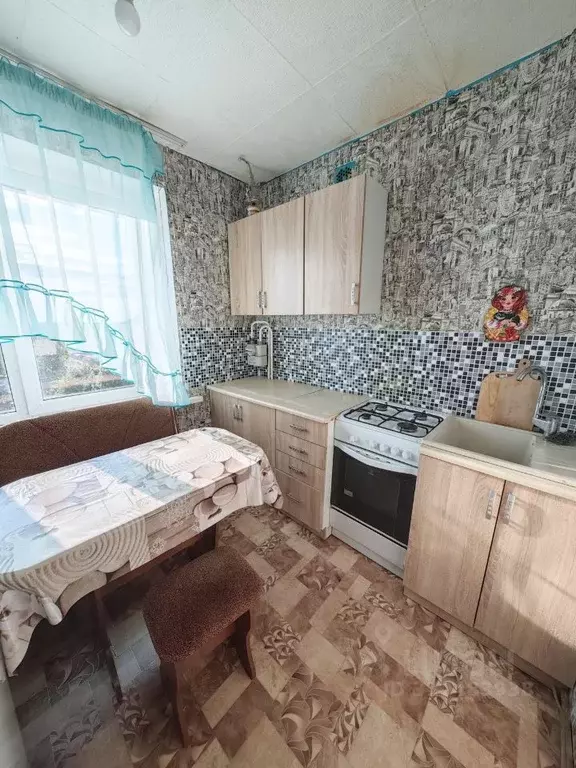 2-к кв. Калининградская область, Гусев Московская ул., 63 (45.1 м) - Фото 0