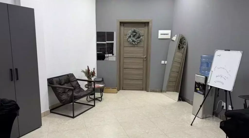 Офис в Астраханская область, Астрахань Минусинская ул., 7 (27 м) - Фото 2