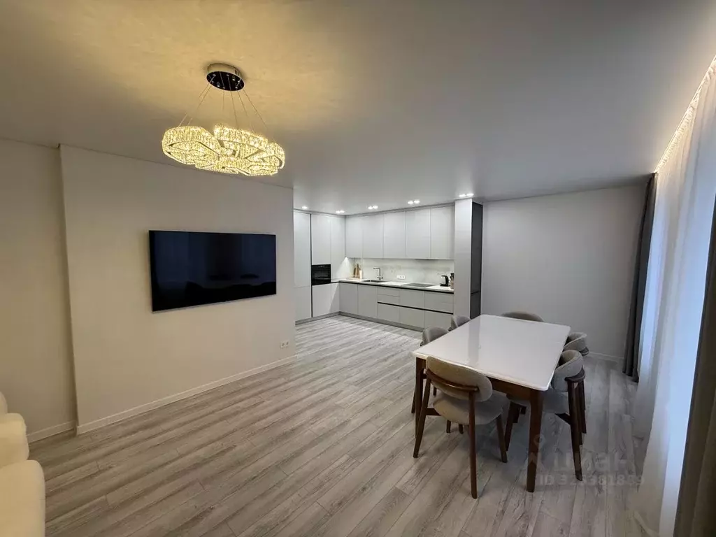 4-к кв. Астраханская область, Астрахань ул. Бехтерева, 2В (100.0 м) - Фото 1