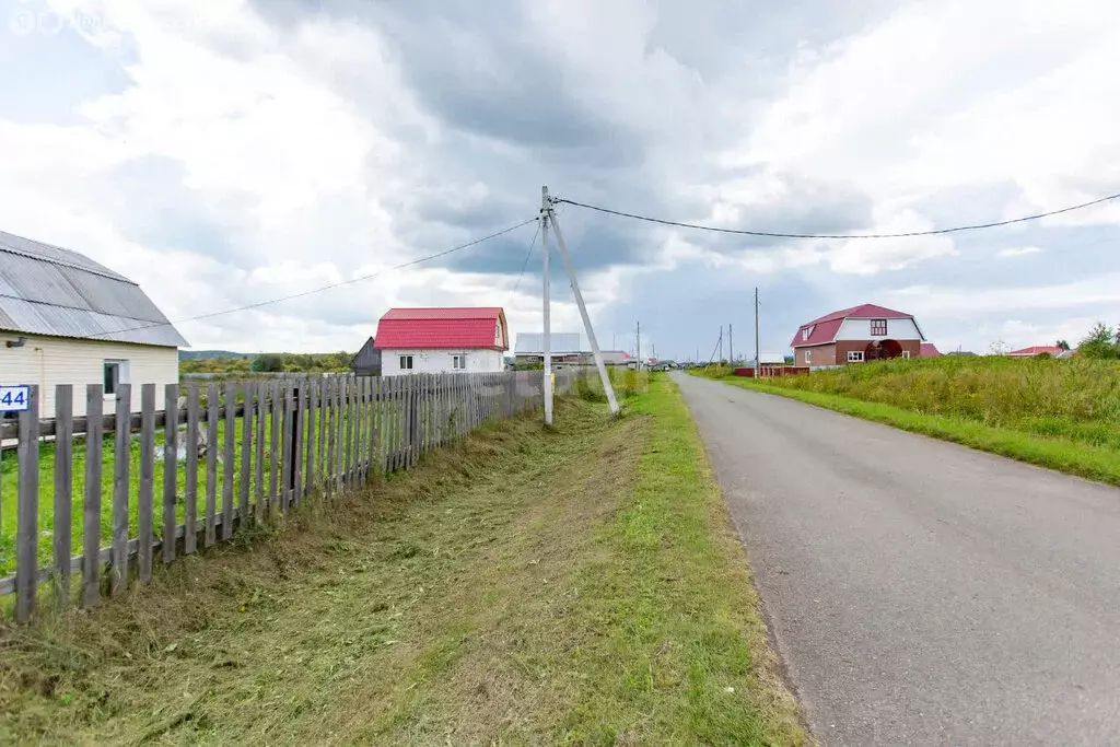 Дом в деревня Нижние Аремзяны, Центральная улица (50 м) - Фото 1