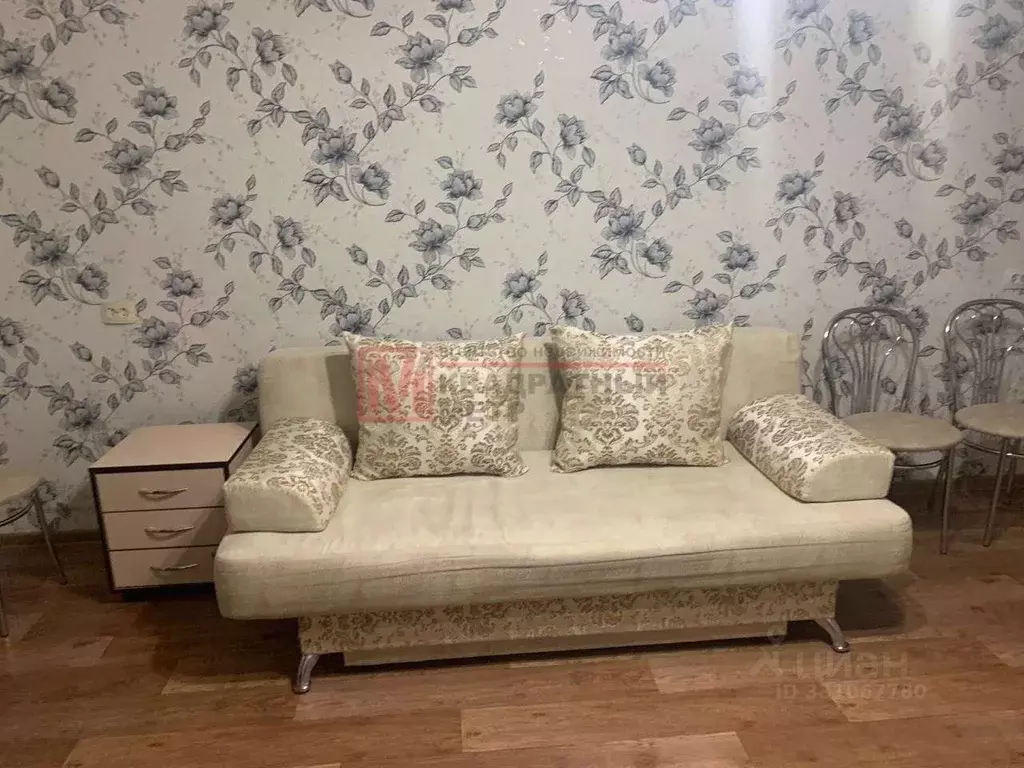 2-к кв. Белгородская область, Старый Оскол Жукова мкр, 23 (62.0 м) - Фото 2
