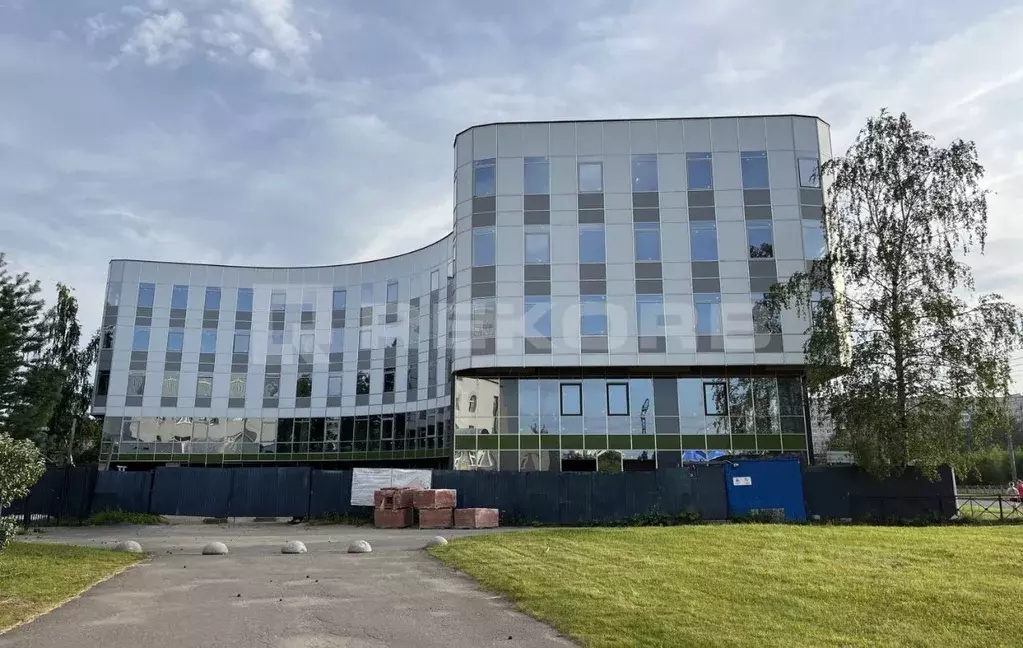 Офис в Санкт-Петербург Академическое муниципальный округ,  (300 м) - Фото 1