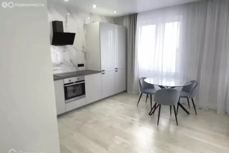 3-комнатная квартира: Краснодар, улица Адмирала Крузенштерна, 6 (85.9 ... - Фото 1