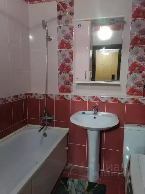 1-к кв. Липецкая область, Елец Александровский мкр, 16 (42.0 м) - Фото 2