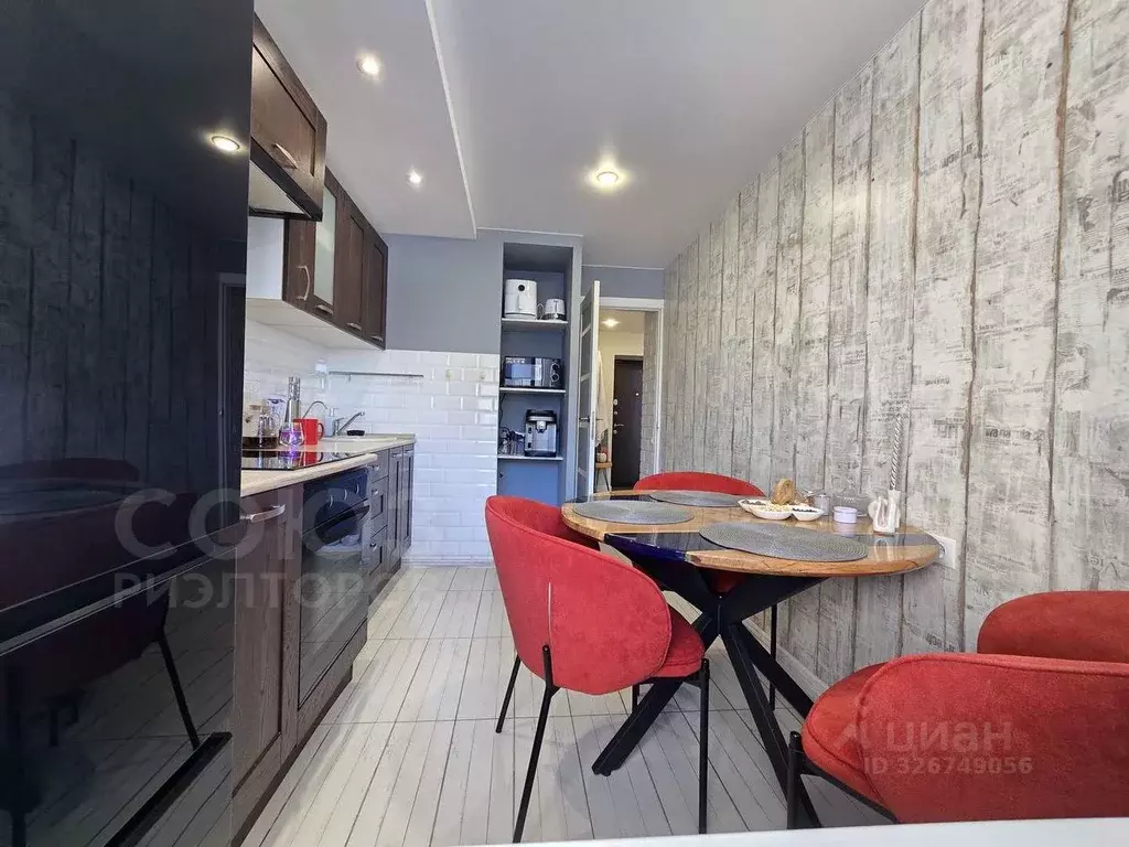 3-к кв. Волгоградская область, Волгоград ул. Пархоменко, 33 (70.5 м) - Фото 2