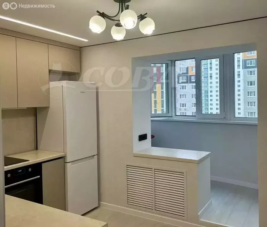 1-комнатная квартира: Тюмень, улица Валентины Трофимовой, 4к1 (41 м) - Фото 0