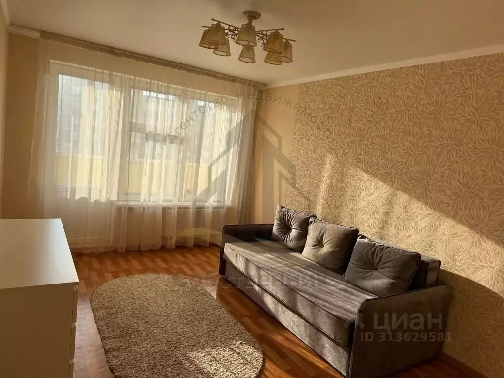 2-к кв. Белгородская область, Старый Оскол Степной мкр, 8 (63.0 м) - Фото 1