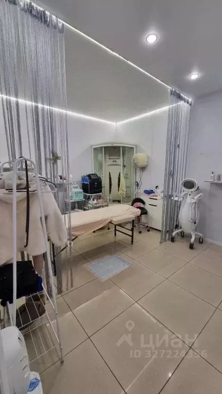 Помещение свободного назначения в Тульская область, Алексин ул. Героев ... - Фото 1