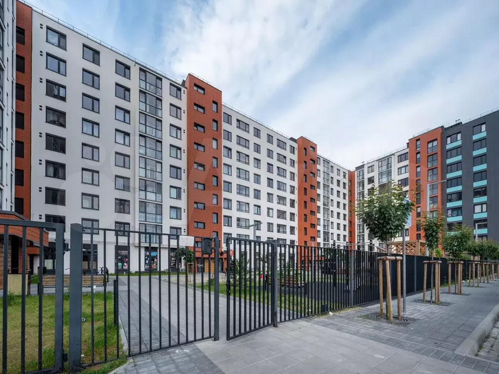 3-к. квартира, 80,2 м, 1/9 эт. - Фото 0