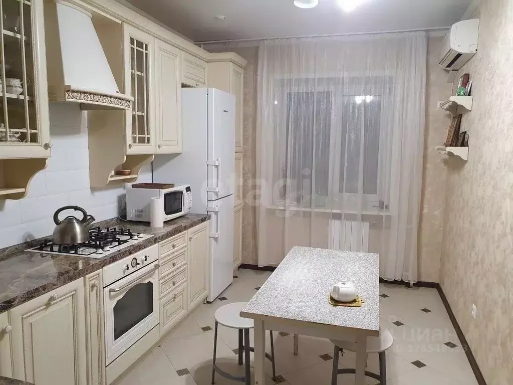 3-к кв. Воронежская область, Воронеж ул. Генерала Лизюкова, 10 (87.8 ... - Фото 2