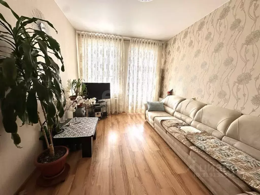 3-к кв. Воронежская область, Борисоглебск ул. Чкалова, 12А (67.7 м) - Фото 0