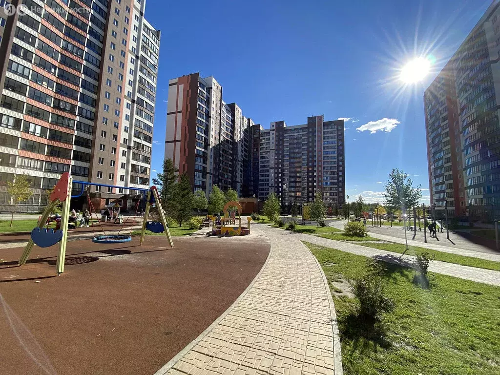 3-комнатная квартира: Новосибирск, Красный проспект, 305 (81.8 м) - Фото 1