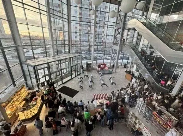 Помещение свободного назначения в Ленинградская область, Тельмана ... - Фото 1