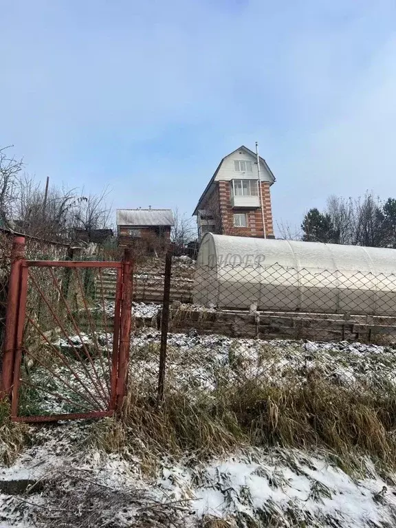 Дом в Алтай, Горно-Алтайск Терновый пер. (150 м) - Фото 2