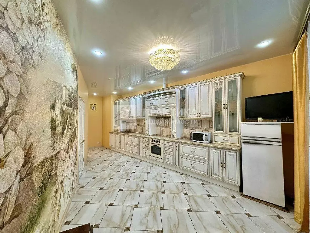 Продается 3-комнатная квартира - Фото 0